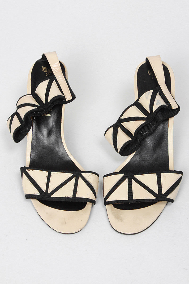 1990s Golden Triangle Heels